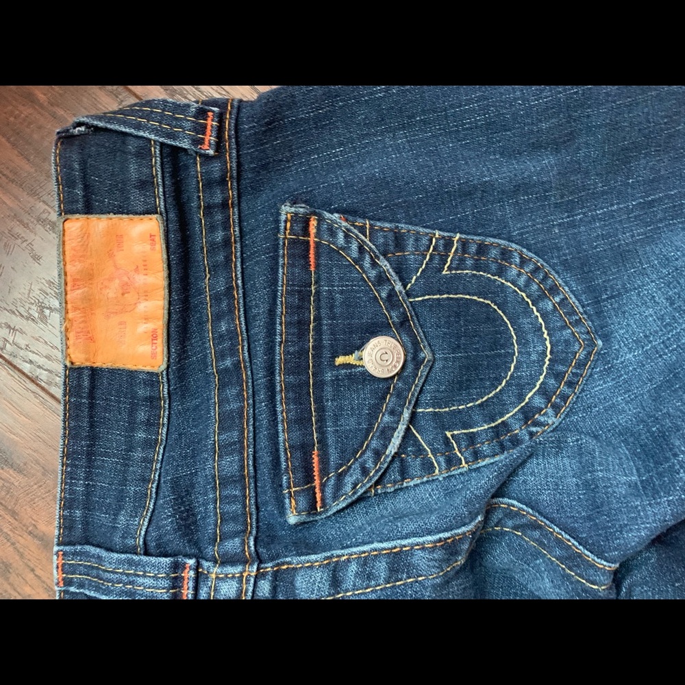 SKINNY/straight true religion jeans size 27 long